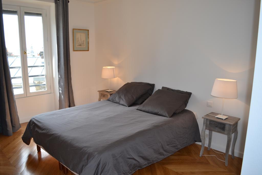 Appartement Moulin Rouge II باريس الغرفة الصورة